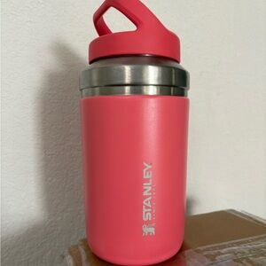 Stanley Go Flip straw jug 64oz Coral